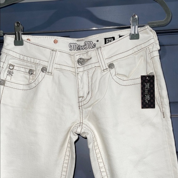 Miss Me Women's Classic White Skinny Jeans NWT Size 26 inseam 31.5 JP5082534 - Picture 8 of 14
